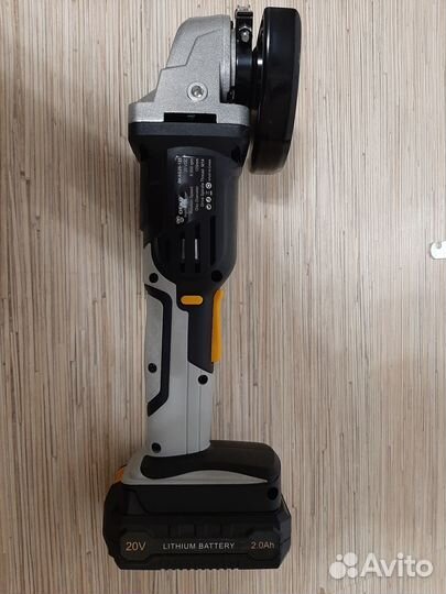 Аккумуляторный ушм deko