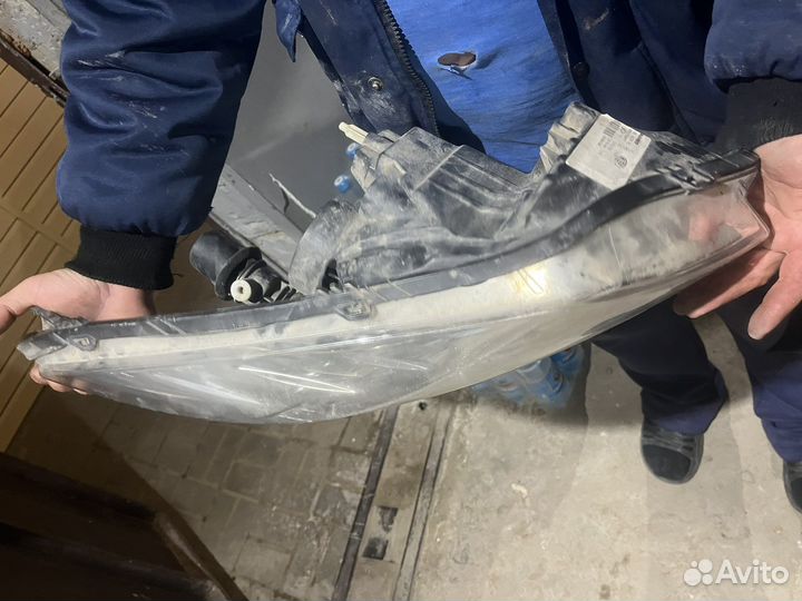 Фары на renault sandero