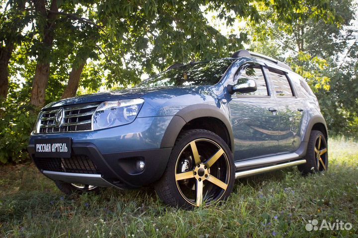 Накладки на колёсные арки Renault Duster 2010-2014