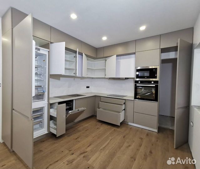 Кухня угловая 0-0-12