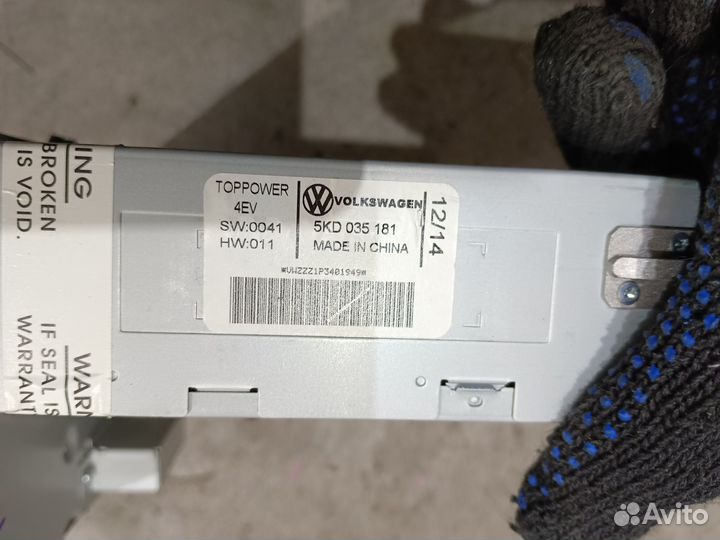 Оригинальная магнитола RCD 220 для VW Jetta 6