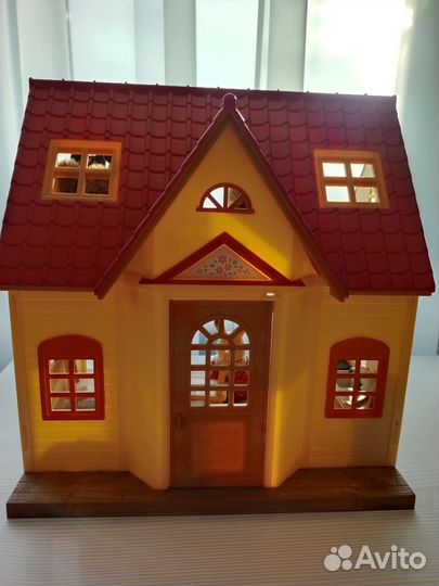 Детский игровой домик Sylvanian Families с мебелью