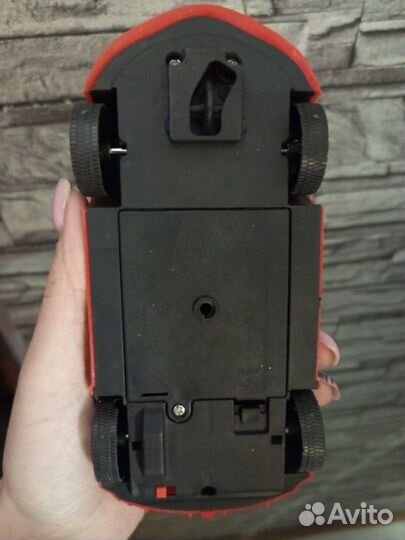 Машинка на пульте