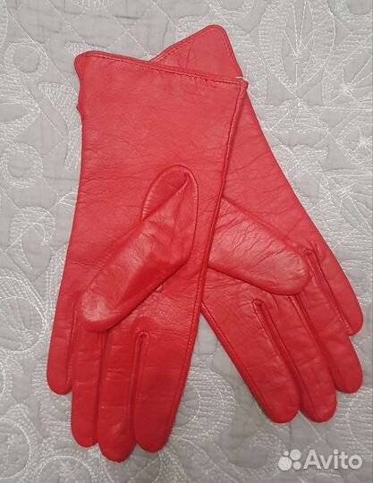 Перчатки женские кожаные новые