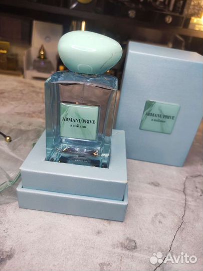Giorgio armani A milano парфюм селектив