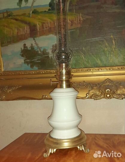 Антикварная керосиновая лампа