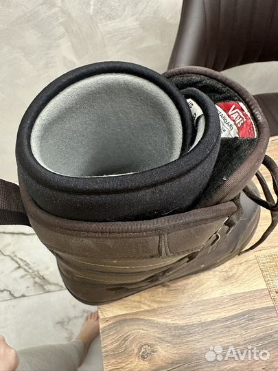 Сноубордические ботинки vans 42