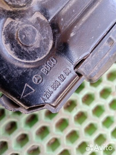 Замок капота Mercedes-Benz C-Class W204 M271.820