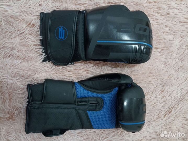 Перчатки для бокса