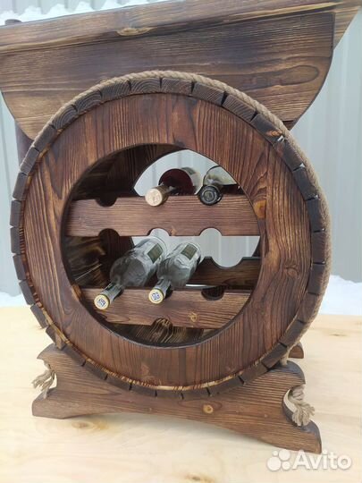 Винный столик деревянный