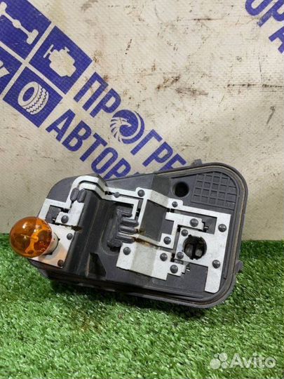 Плата задняя правая Volkswagen Touareg кроссовер