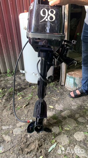 Двухтактный одочный мотор tohatsu 9.8