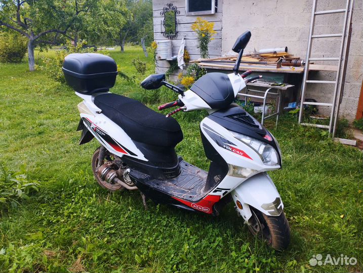 Скутер 150 кубов