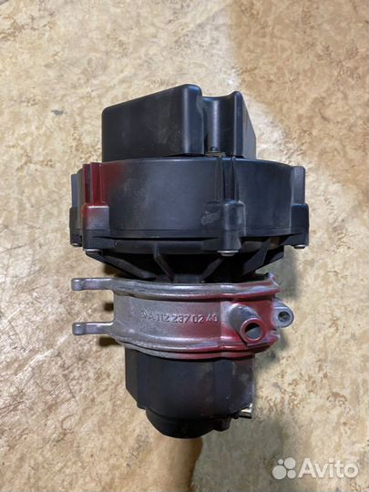 Насос продувки катализаторов Mercedes m112 m113