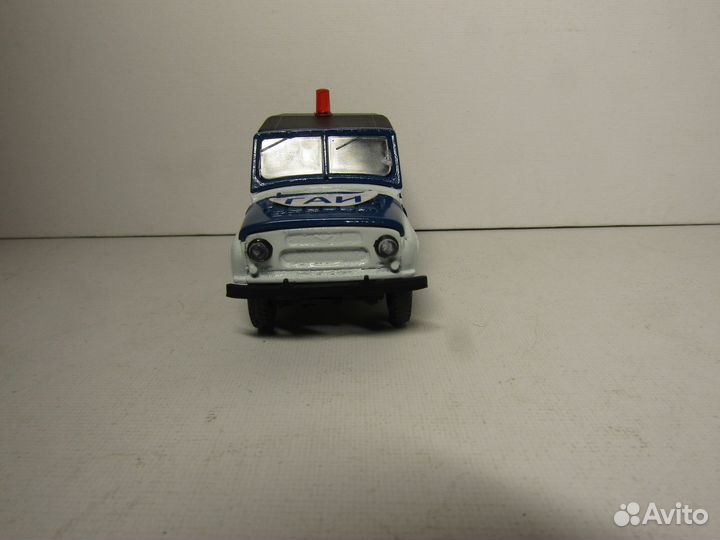 Модели 1:43 УАЗ-469 гаи и дпс Россия