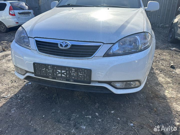 Daewoo Gentra в разборе