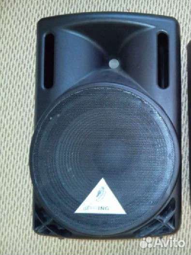 Акустическая система Behringer B212A