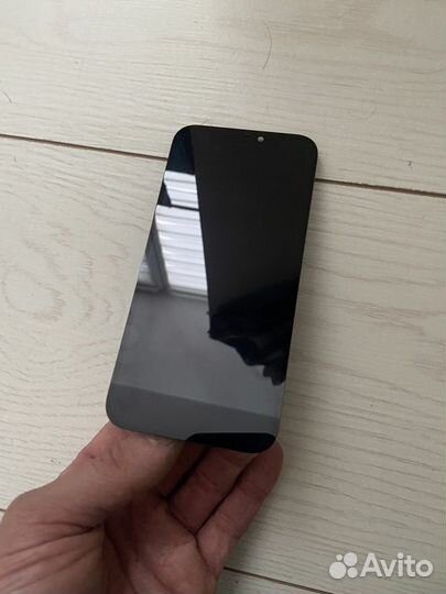 Дисплей iPhone 12