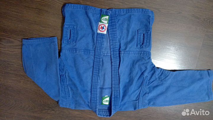 Куртка для самбо на 7-9 лет