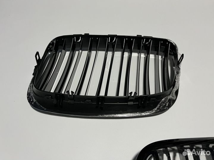 Решетка радиатора BMW E70 X5 новая BMW E71 X6