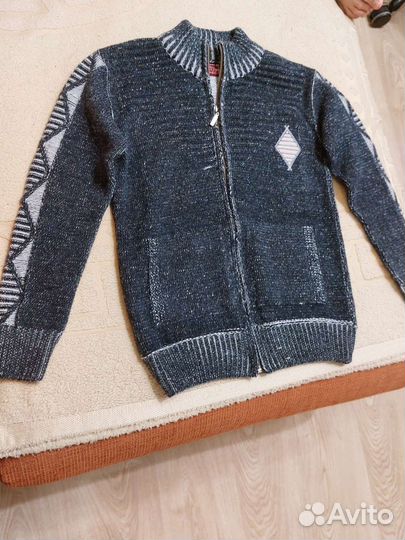 Джемпер на мальчика 12-13лет