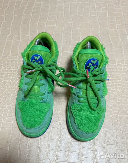 Кроссовки Nike женские