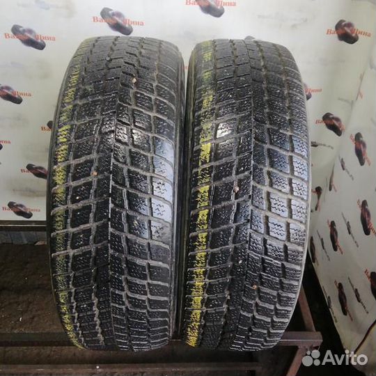 Roadstone Winguard SUV 215/65 R16
