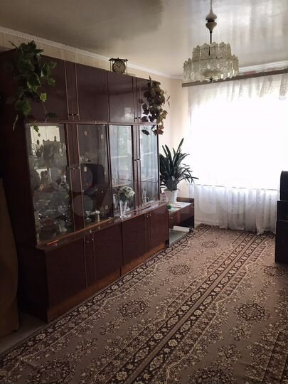 2-к. квартира, 52 м², 1/3 эт.