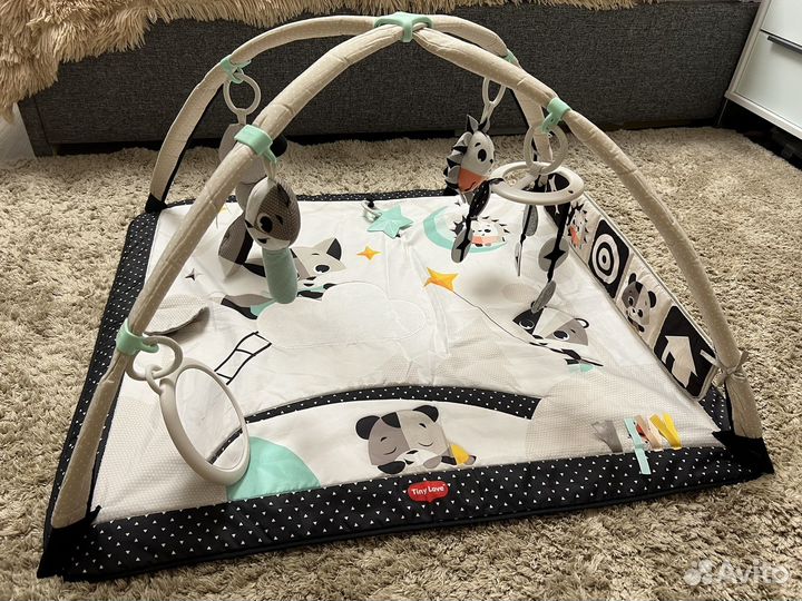 Развивающий коврик tiny love День и ночь