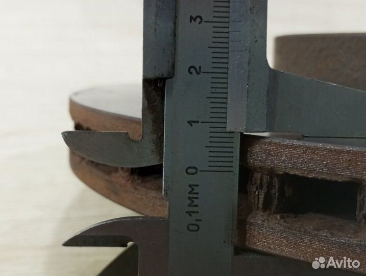 Диск тормозной вентилируемый передний Volvo Xc90