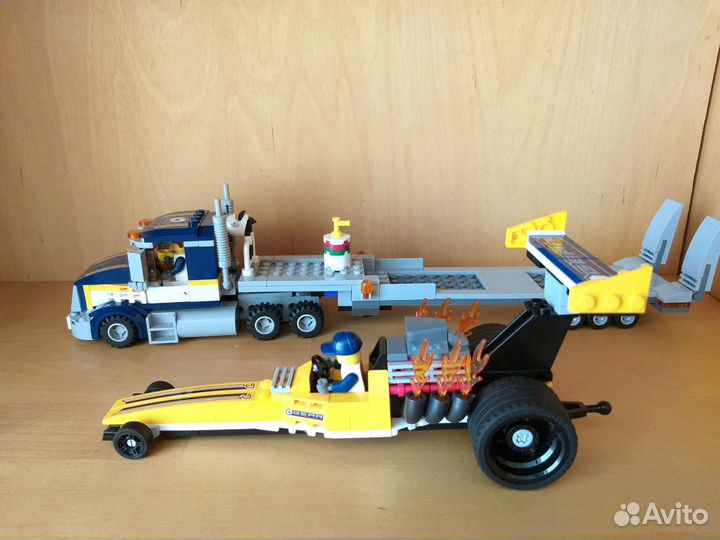 Lego City 60151 Грузовик для перевозки драгстера