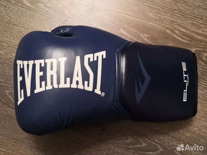 Боксерские перчатки 14oz Everlast Elite ProStyle