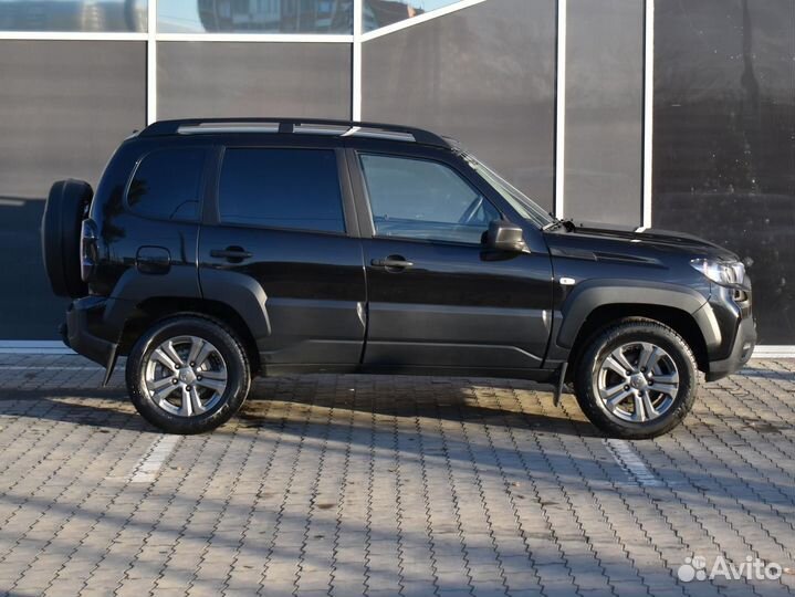 ВАЗ Niva Travel 1.7 МТ, 2023, 50 841 км