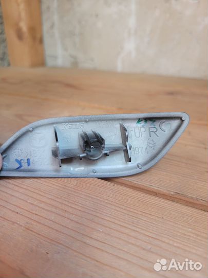 Крышка форсунки омывателя фар Mazda 3 BM