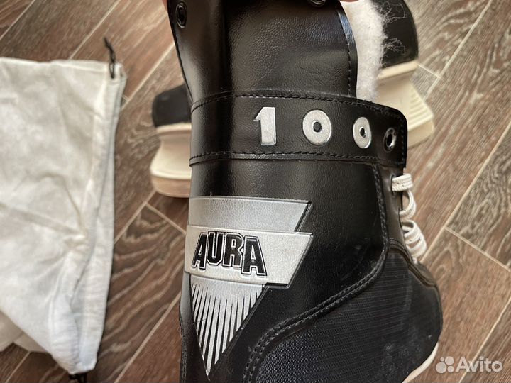 Коньки мужские хоккейные Aura 100