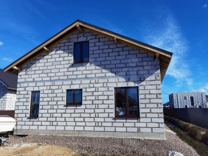 Коттедж 121 м² на участке 7 сот.