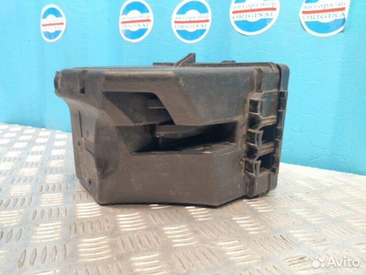 Корпус блока предохранителей Mercedes-Benz S-Class