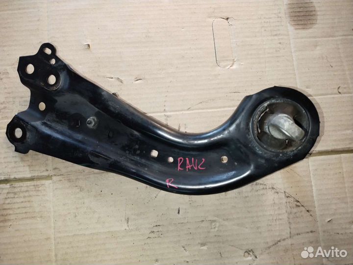 Рычаг задний правый Toyota Rav 4 XA50 2018-2021
