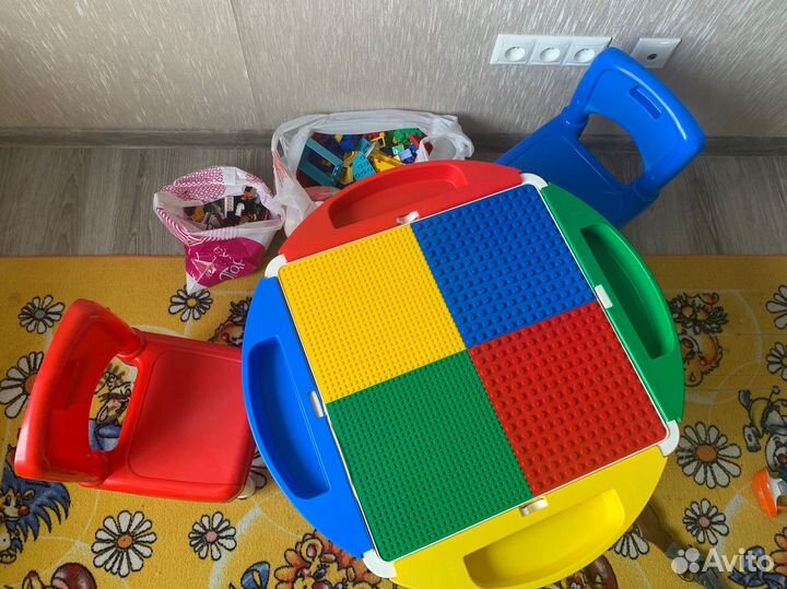 Стол игровой