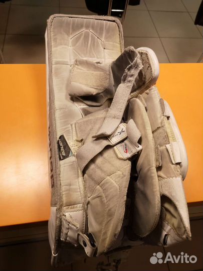 Вратарские щитки bauer