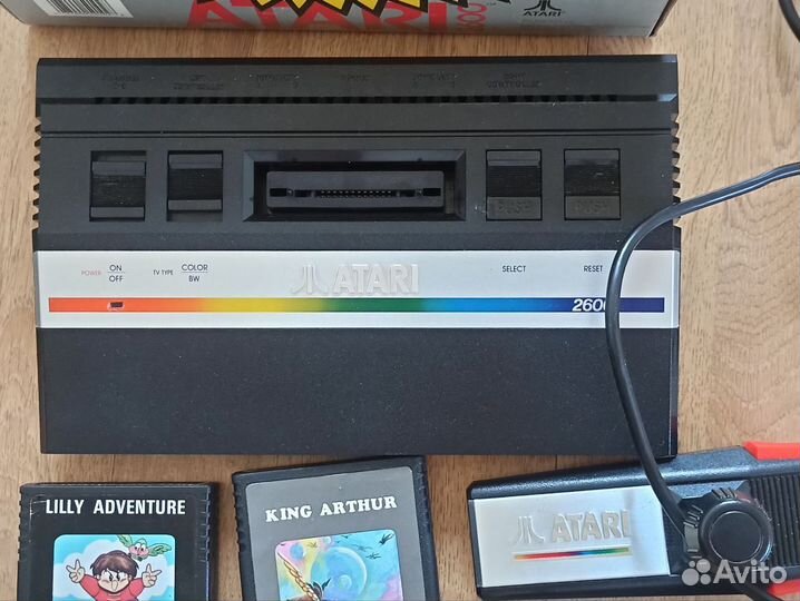 Игровая приставка Atari 2600