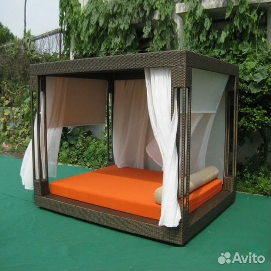 Шторы, потолок, матрас для Бунгало