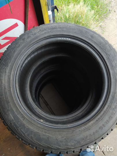 Nokian Tyres Hakkapeliitta 7 215/55 R16 97T