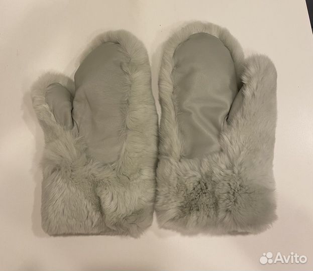 Варежки из кролика