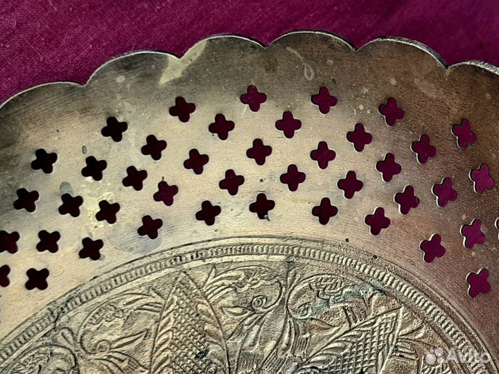 Винтажная фруктовница из латуни