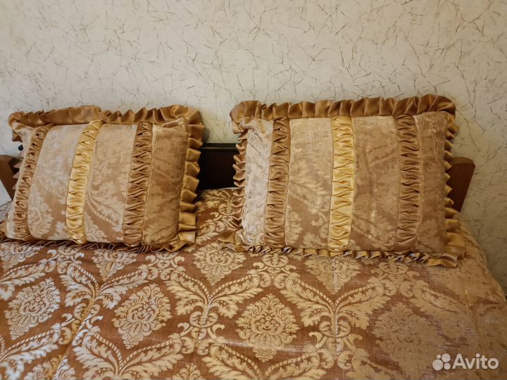 Покрывало на кровать стеганое