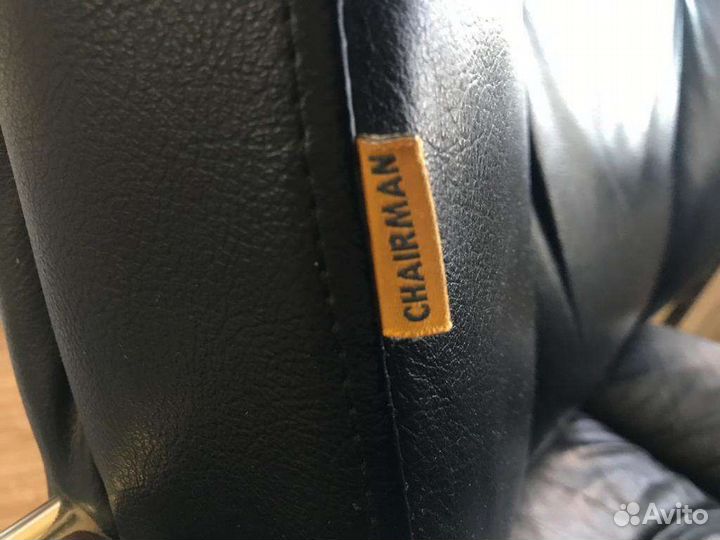 Кожанное кресло