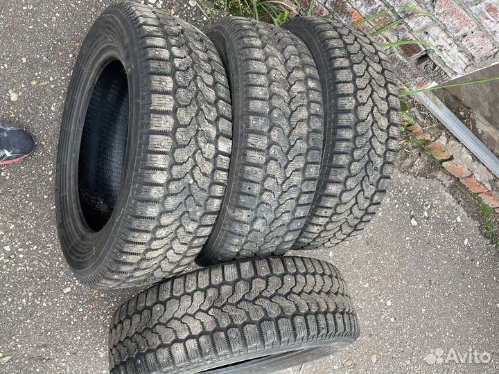 Yokohama Ice Guard F700Z 185/65 R15