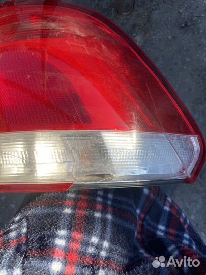 Задний правый фонарь volkswagen polo 5