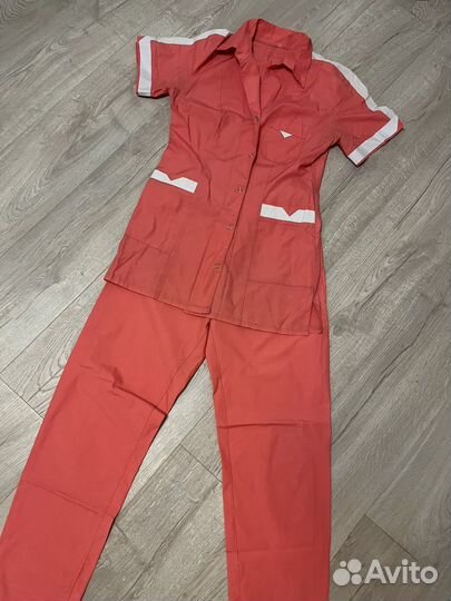 Медицинский костюм